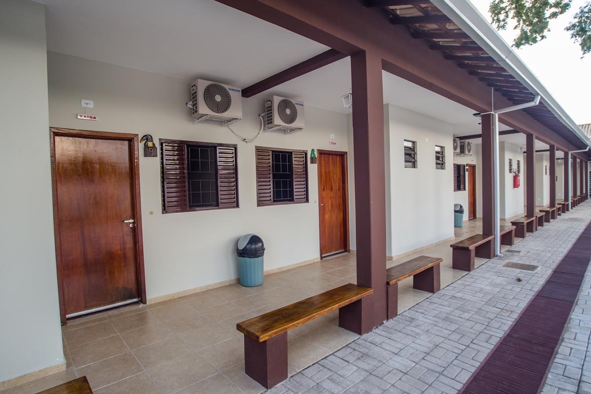 Joy House Pousada Бонито Экстерьер фото