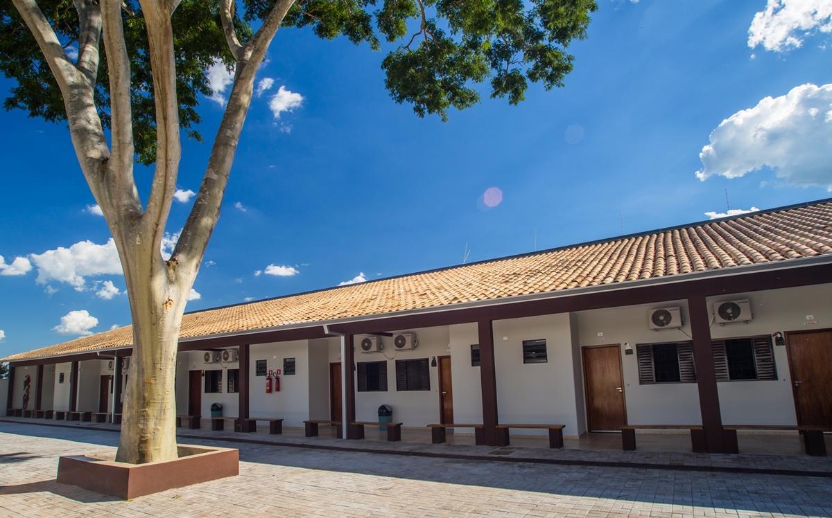 Joy House Pousada Бонито Экстерьер фото